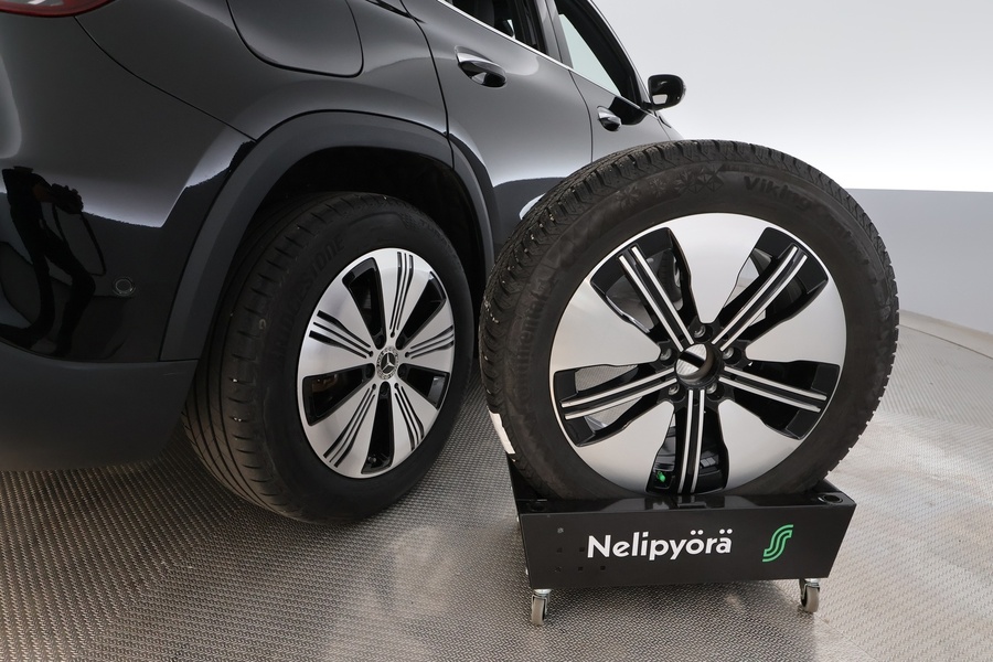 Mercedes-Benz EQA vaihtoauto