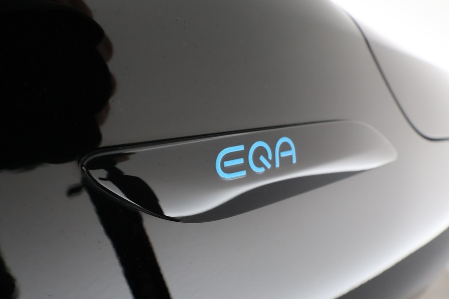 Mercedes-Benz EQA vaihtoauto