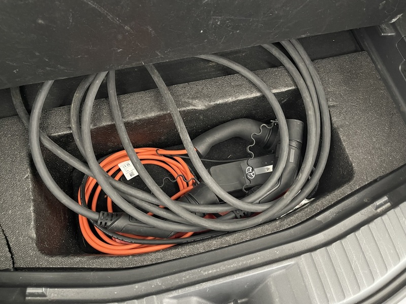 Toyota bZ4X vaihtoauto