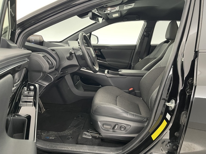 Toyota bZ4X vaihtoauto