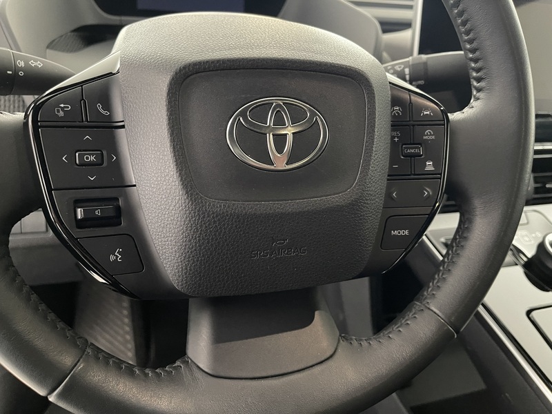 Toyota bZ4X vaihtoauto