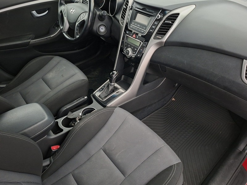 Hyundai i30 5d vaihtoauto