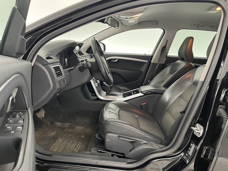 Volvo V70 vaihtoauto