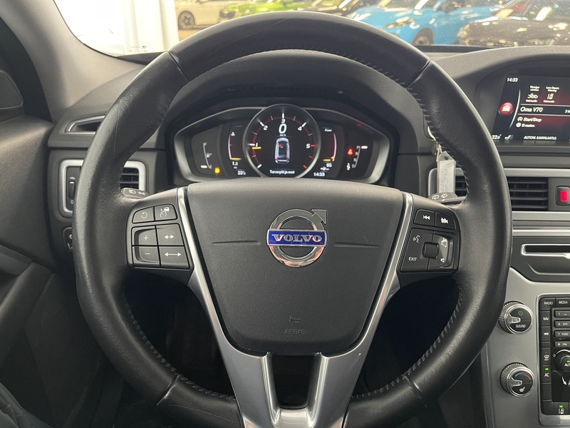 Volvo V70 vaihtoauto