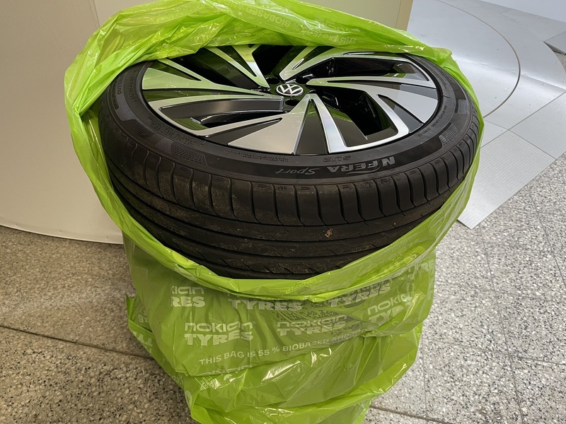 Volkswagen ID.4 vaihtoauto