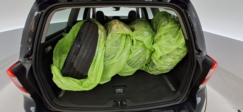 Volvo V70 vaihtoauto