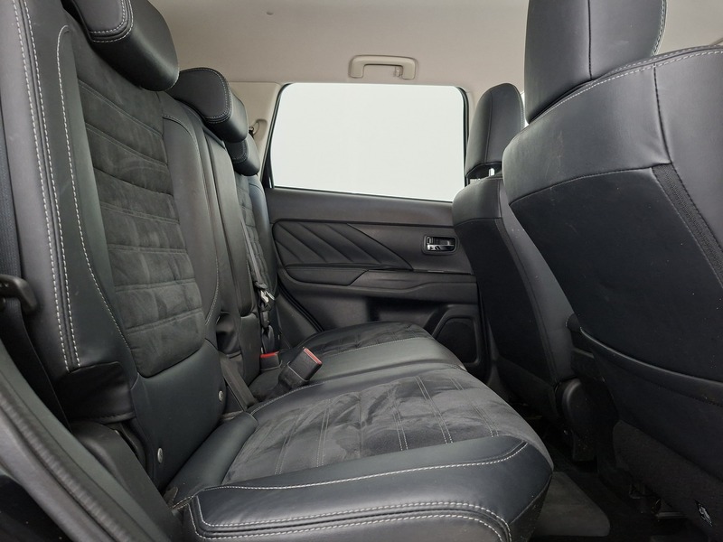 Mitsubishi Outlander PHEV vaihtoauto