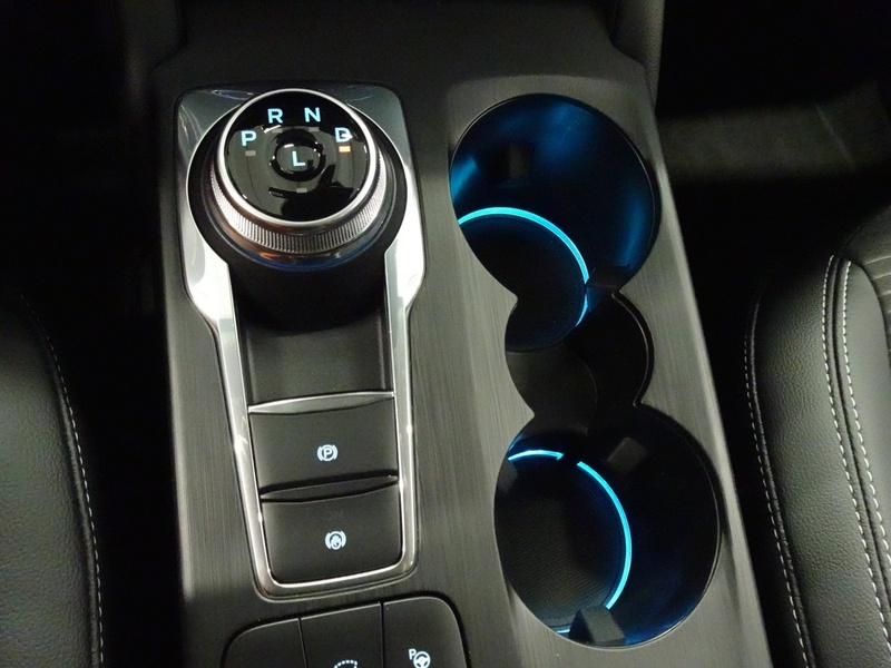 Ford Kuga vaihtoauto