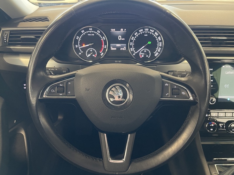 Skoda Superb vaihtoauto