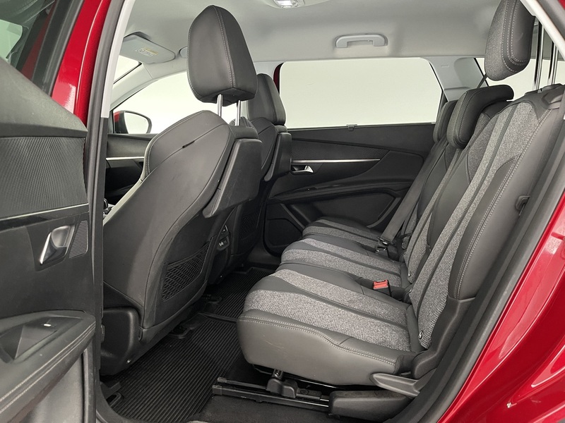 Peugeot 5008 vaihtoauto