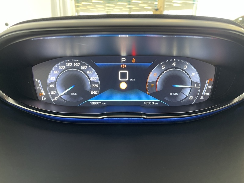 Peugeot 5008 vaihtoauto