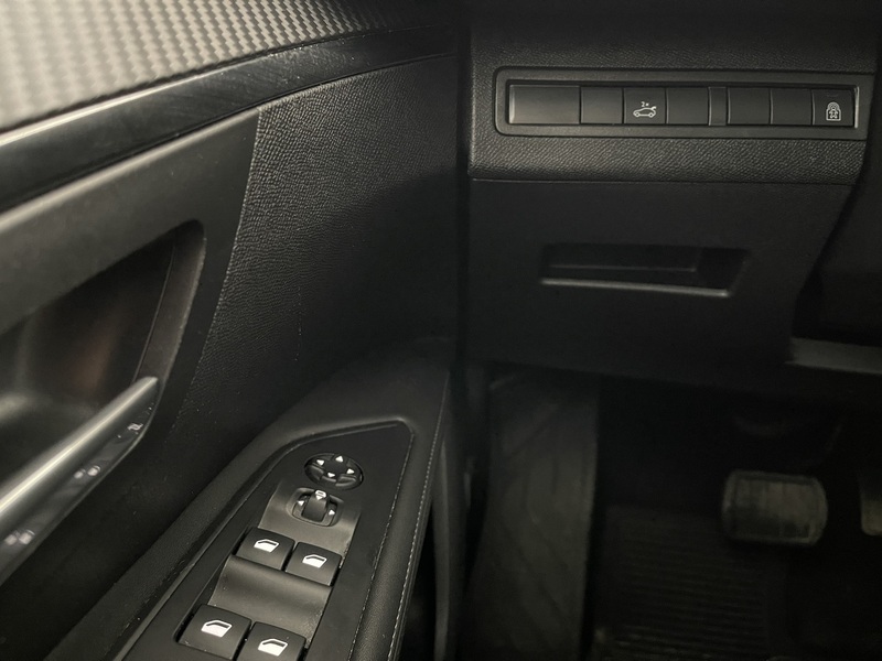 Peugeot 5008 vaihtoauto