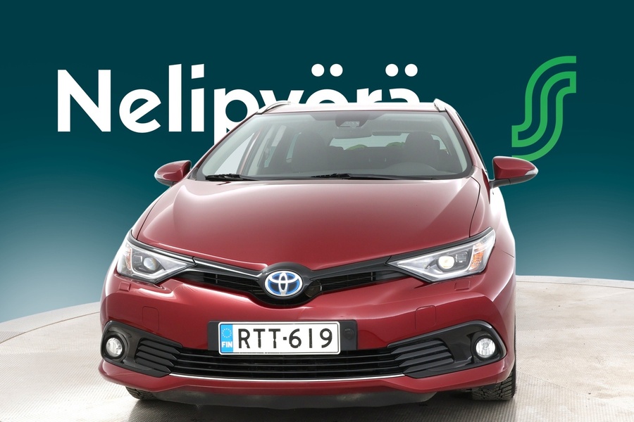 Toyota Auris vaihtoauto