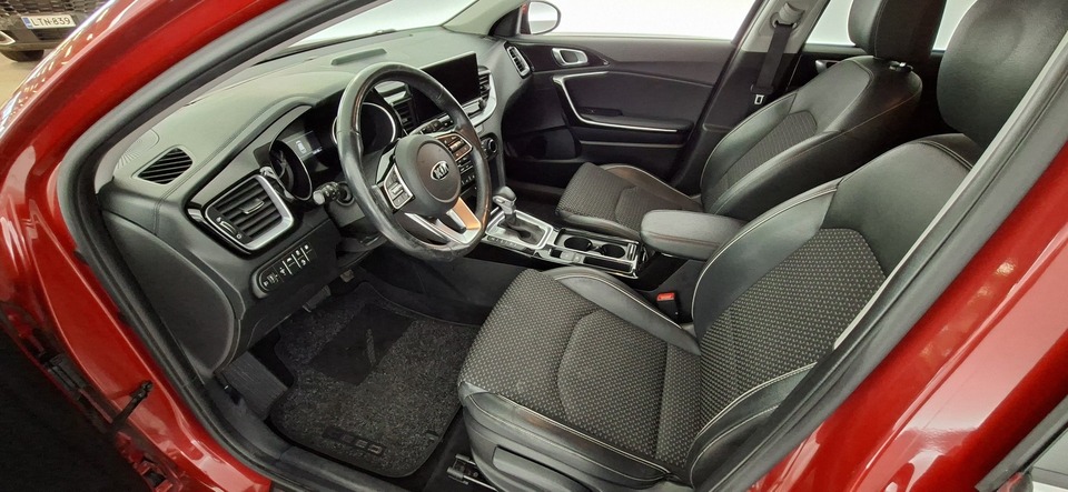 Kia Ceed vaihtoauto