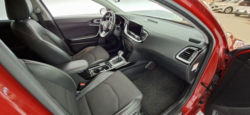 Kia Ceed vaihtoauto