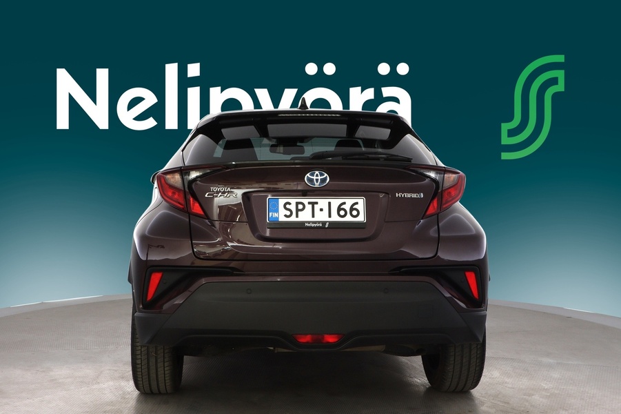 Toyota C-HR vaihtoauto