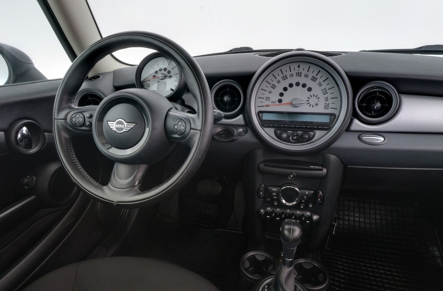 Mini Cooper vaihtoauto