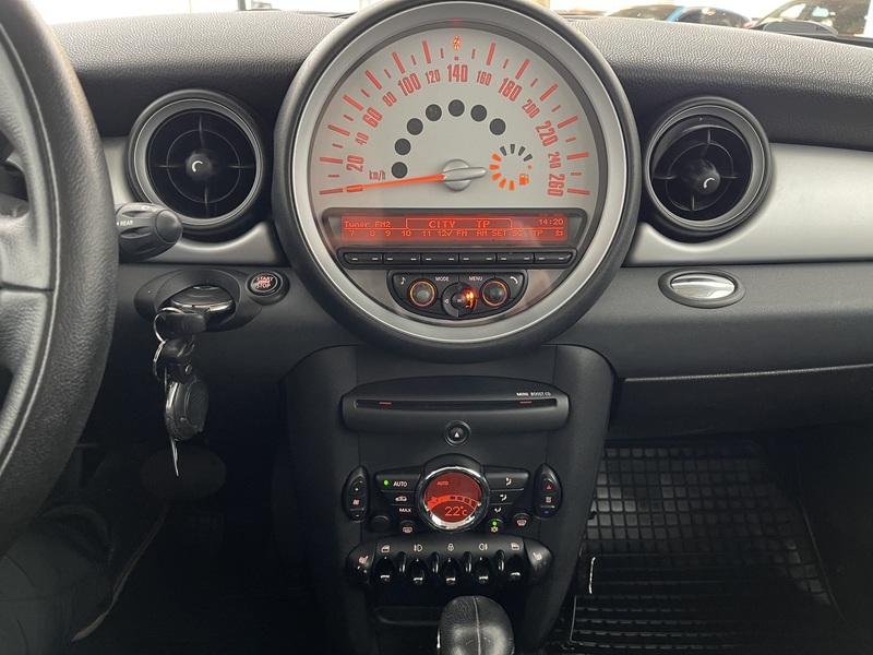 Mini Cooper vaihtoauto