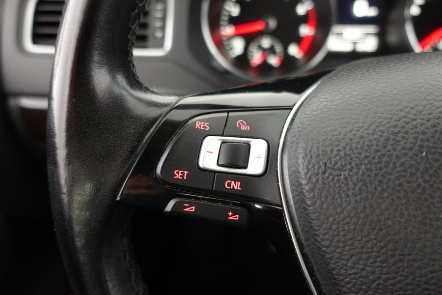 Volkswagen Jetta vaihtoauto