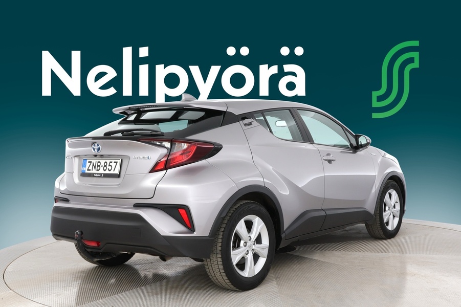 Toyota C-HR vaihtoauto