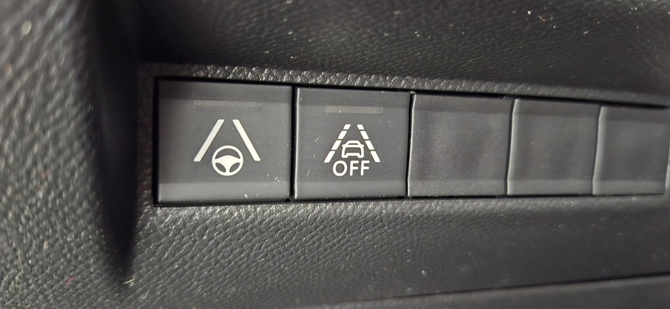 Peugeot e-2008 vaihtoauto