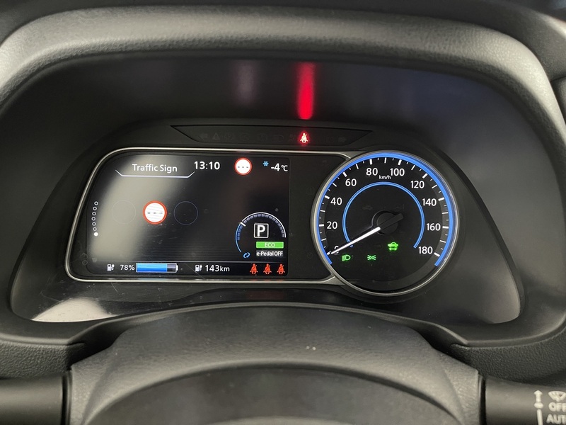 Nissan Leaf vaihtoauto