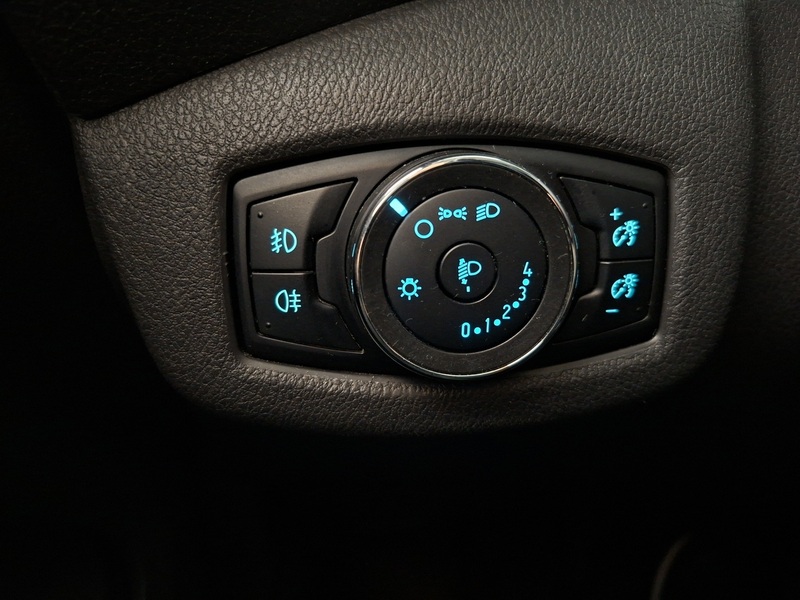 Ford Transit Connect vaihtoauto