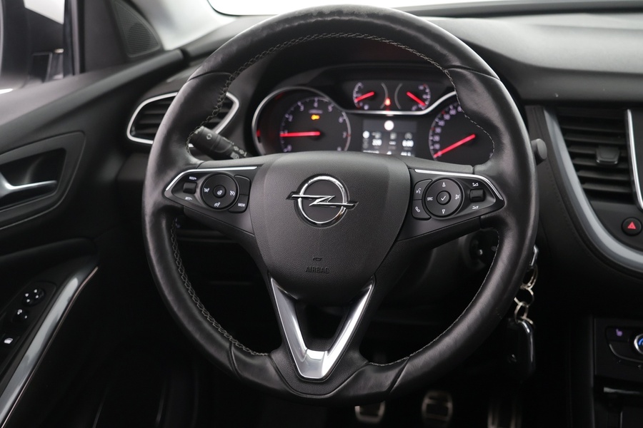 Opel Grandland X vaihtoauto