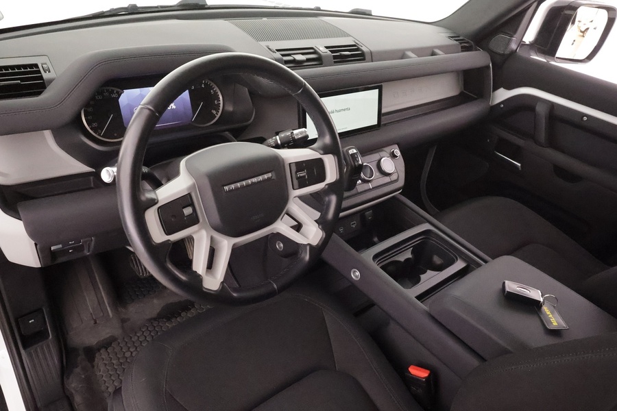 Land Rover Defender vaihtoauto