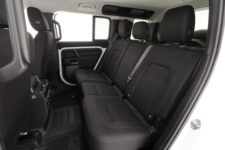 Land Rover Defender vaihtoauto