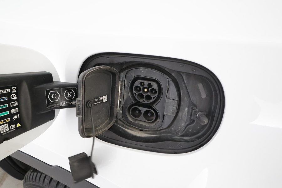 Land Rover Defender vaihtoauto