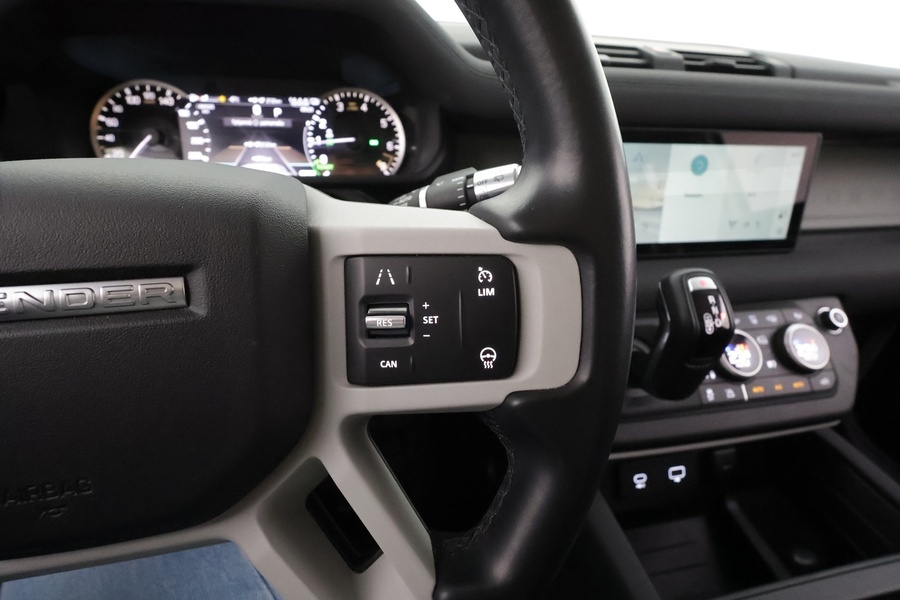 Land Rover Defender vaihtoauto