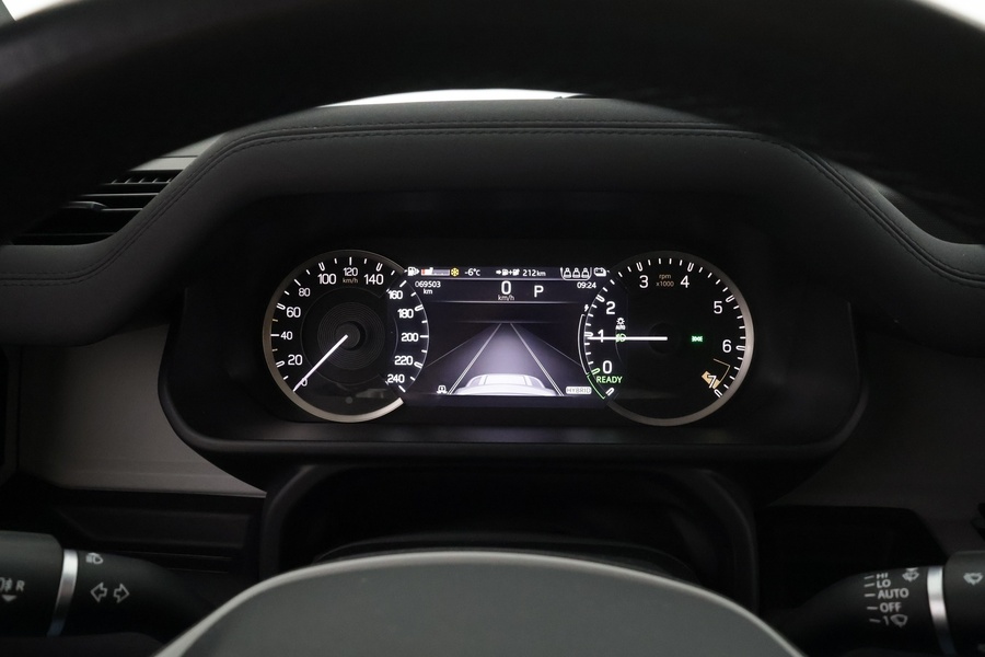 Land Rover Defender vaihtoauto