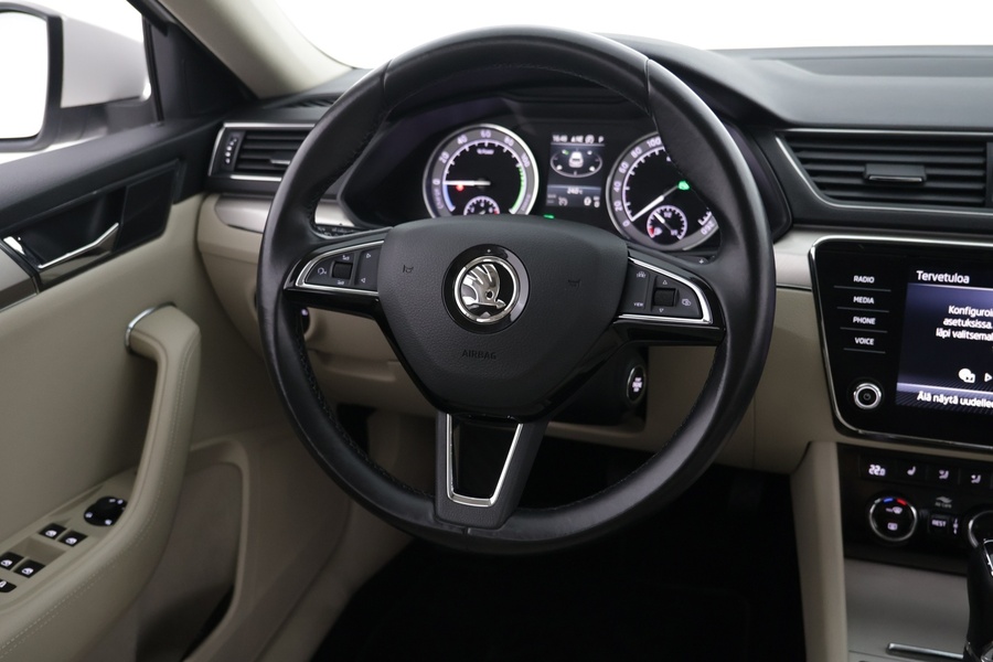 Skoda Superb vaihtoauto