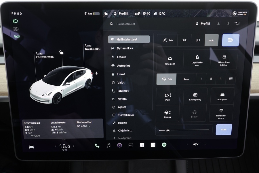 Tesla Model 3 vaihtoauto