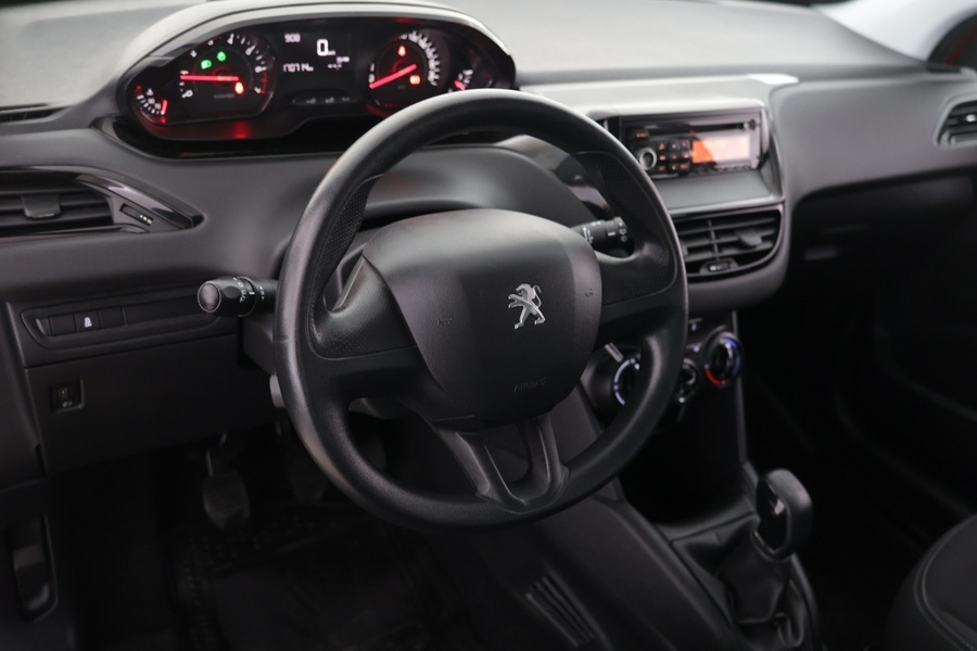 Peugeot 208 vaihtoauto