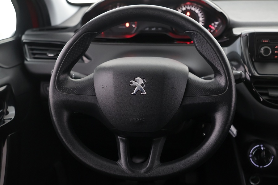 Peugeot 208 vaihtoauto