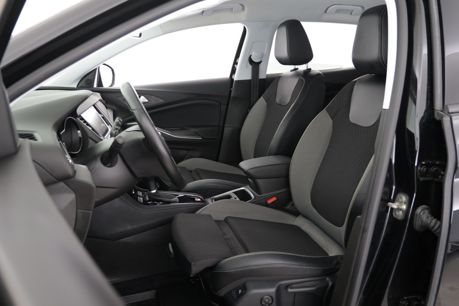 Opel Grandland X vaihtoauto