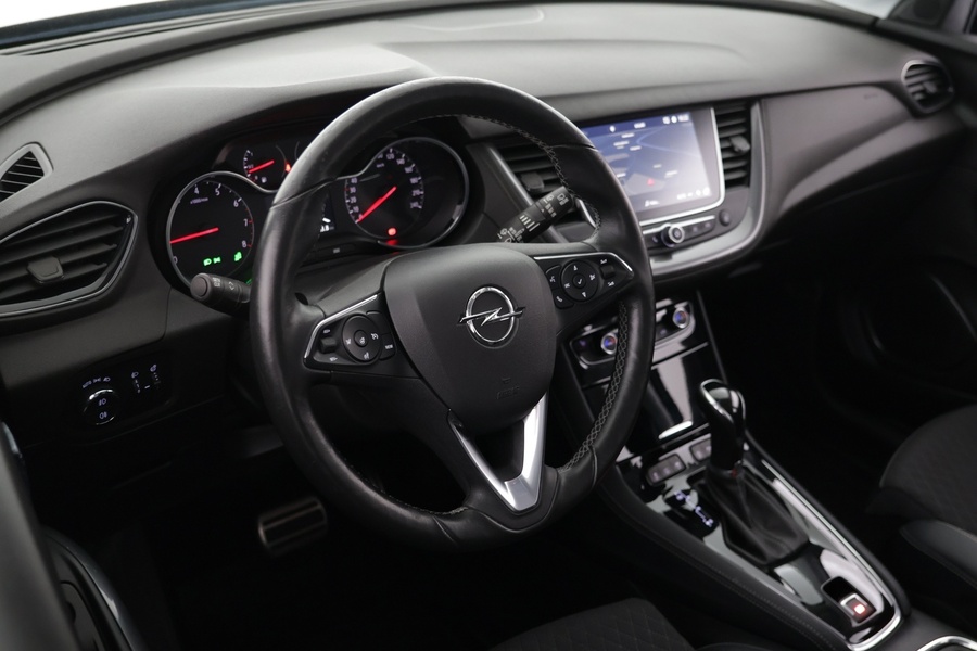 Opel Grandland X vaihtoauto