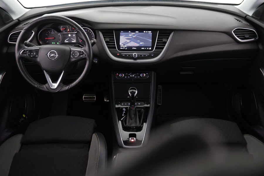 Opel Grandland X vaihtoauto