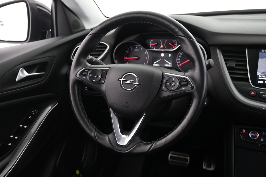 Opel Grandland X vaihtoauto