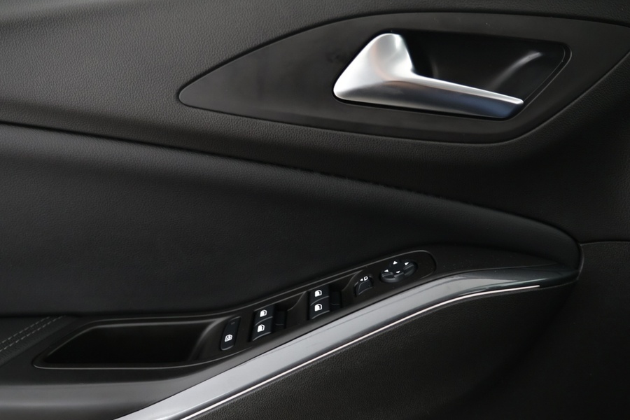 Opel Grandland X vaihtoauto