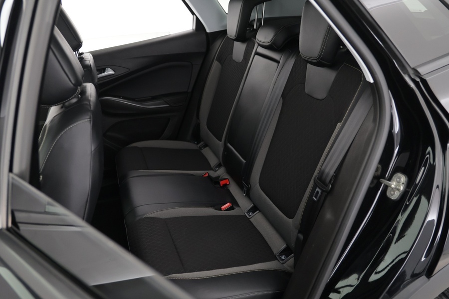 Opel Grandland X vaihtoauto