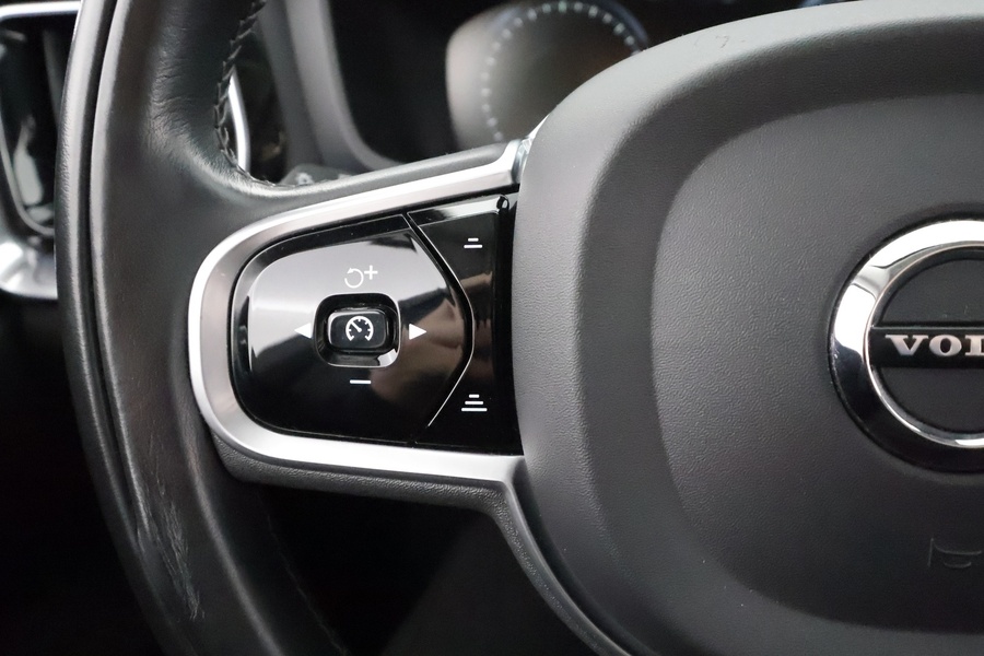 Volvo V60 Cross Country vaihtoauto