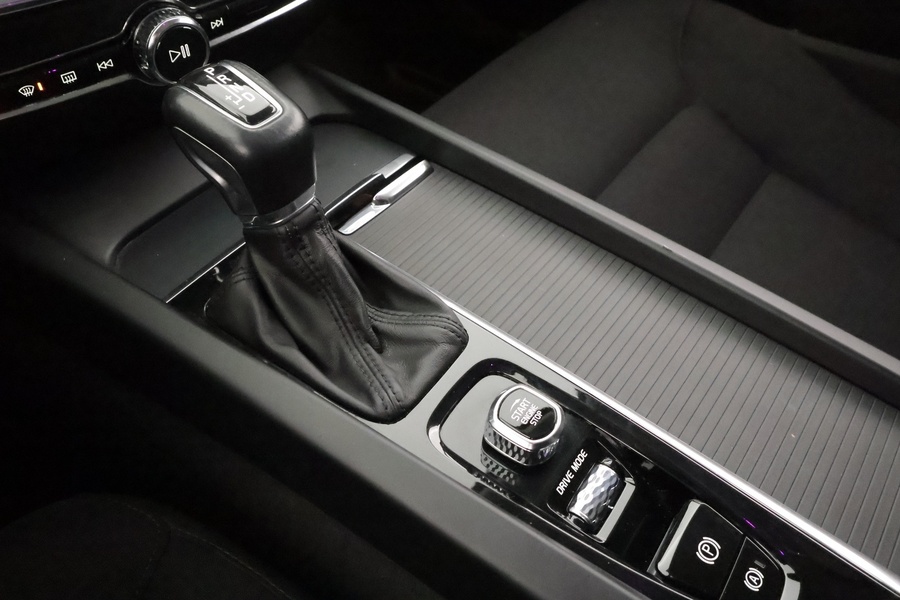 Volvo V60 Cross Country vaihtoauto