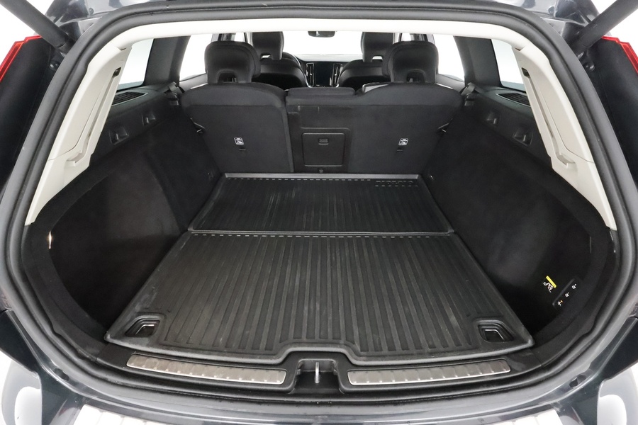 Volvo V60 Cross Country vaihtoauto