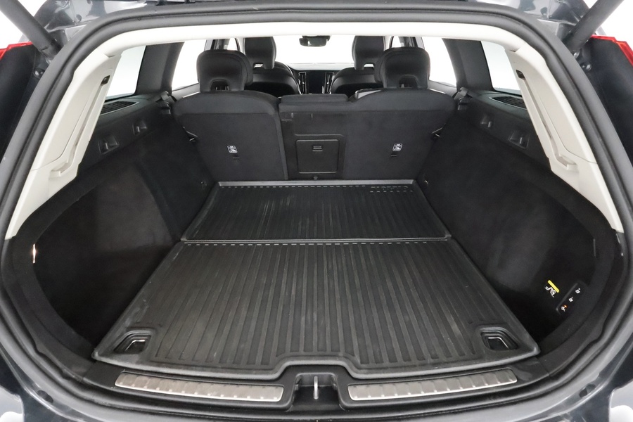 Volvo V60 Cross Country vaihtoauto