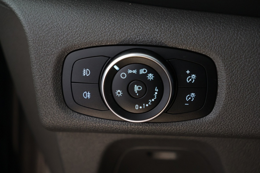 Ford Tourneo vaihtoauto