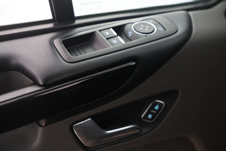 Ford Tourneo vaihtoauto