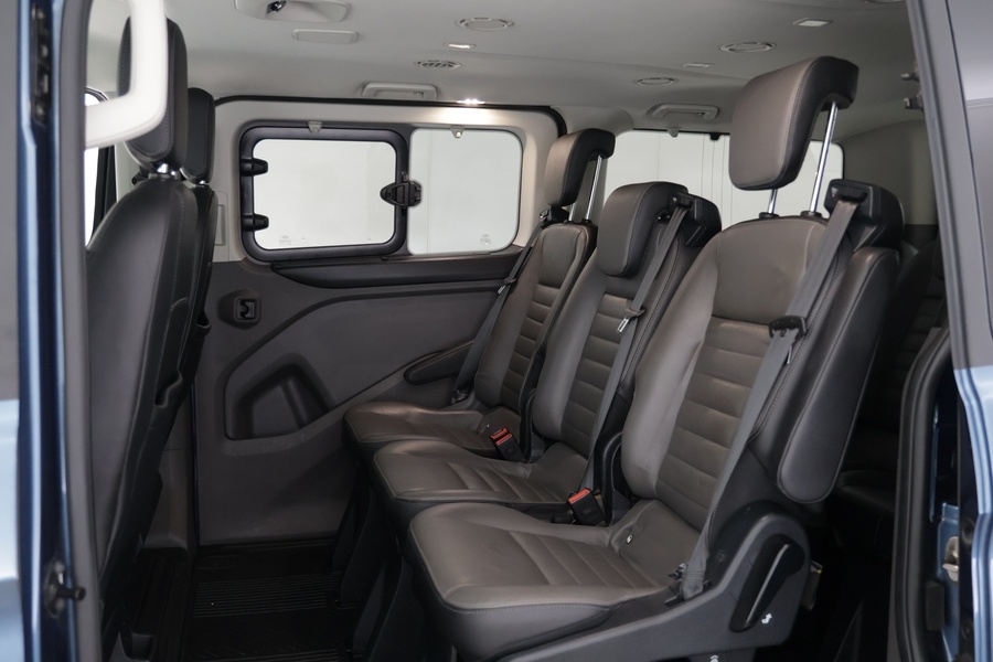 Ford Tourneo vaihtoauto